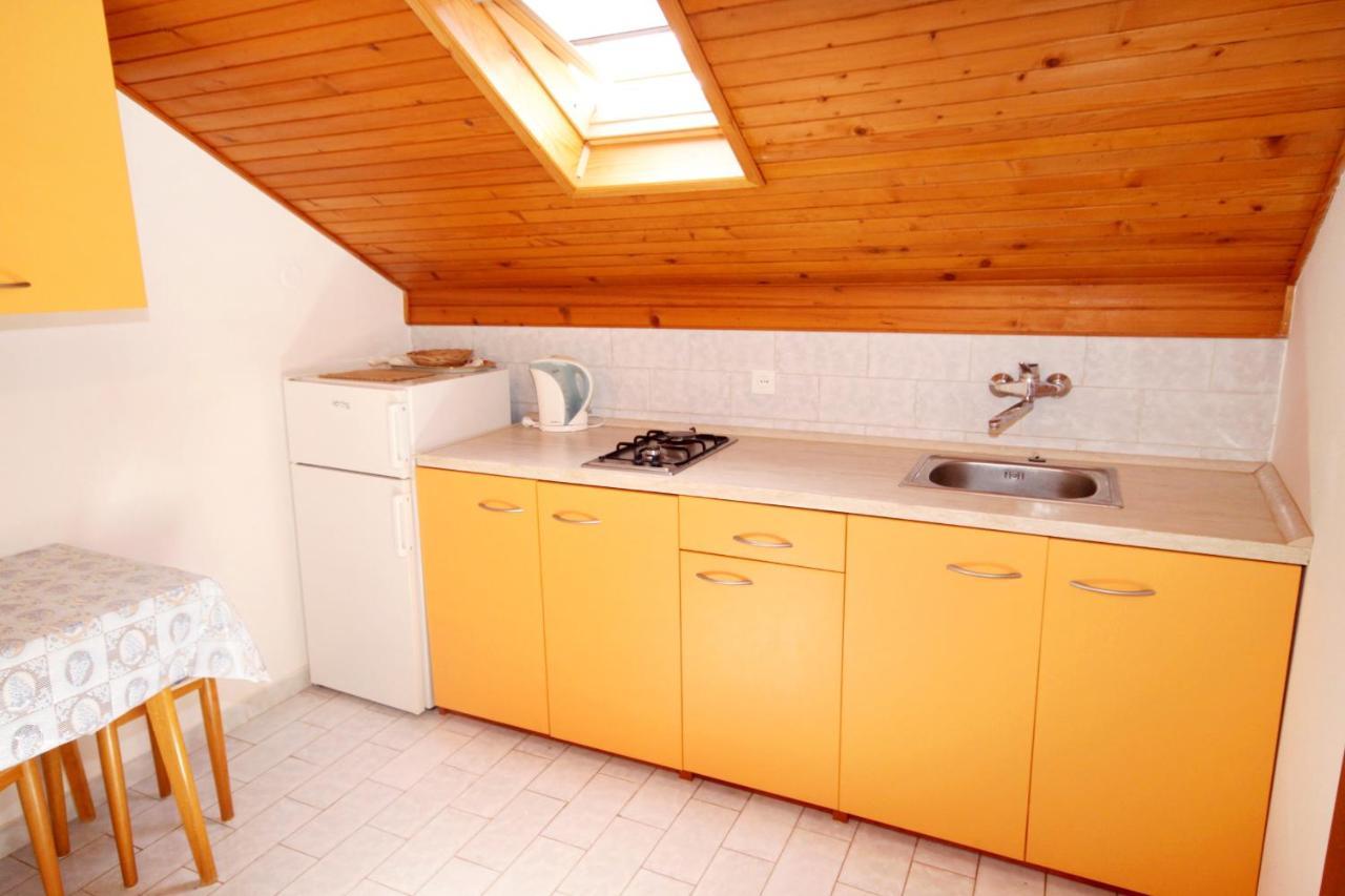 Apartments By The Sea Basina, Hvar - 542 Vrbanj 외부 사진