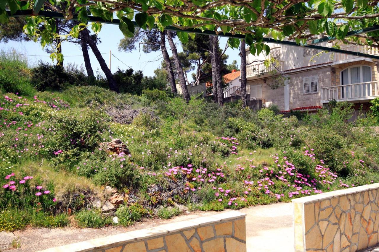 Apartments By The Sea Basina, Hvar - 542 Vrbanj 외부 사진